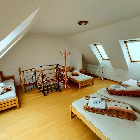 Garni 8 Tatil Evi Bovec